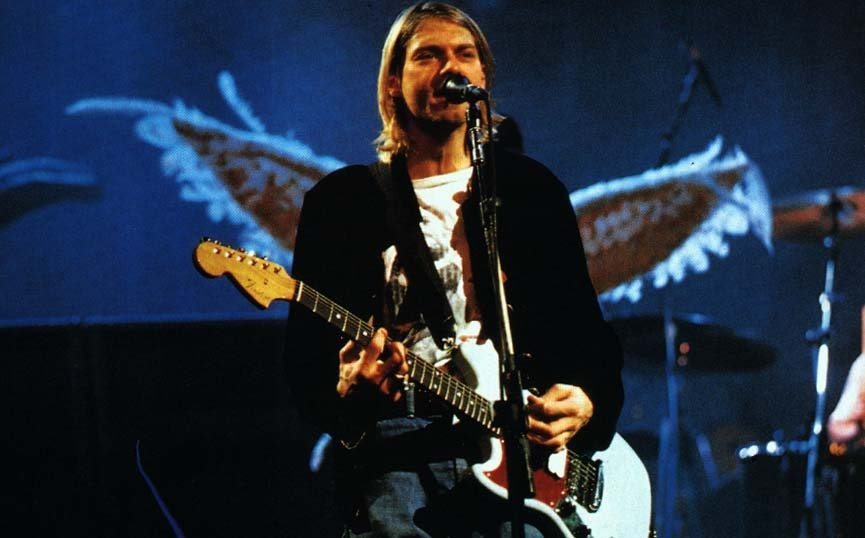 kurt-cobain-angel-guitar
